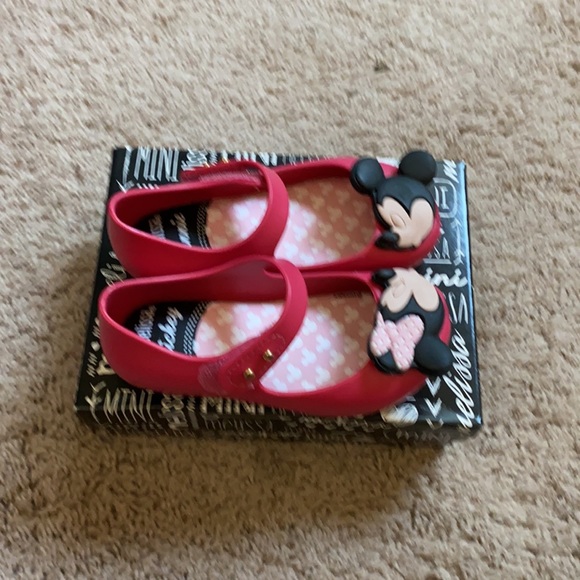 Mini Melissa - Picture 2 of 4